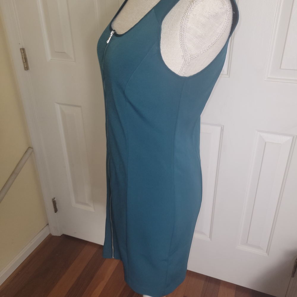 Chic Teal Zipper Dress - Picture 3 of 7